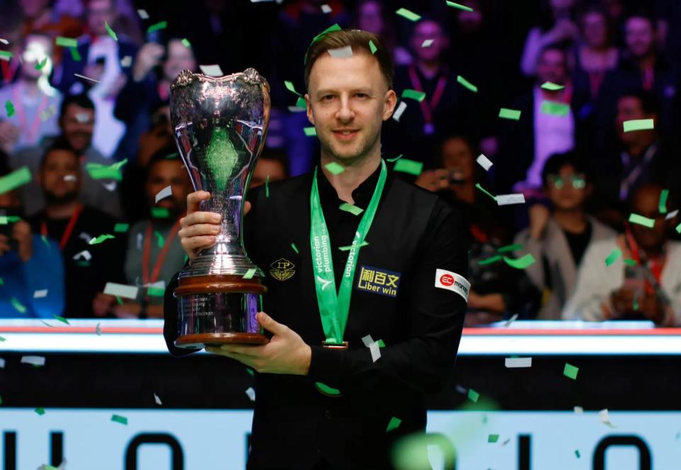 进行了猛烈 进行了猛烈