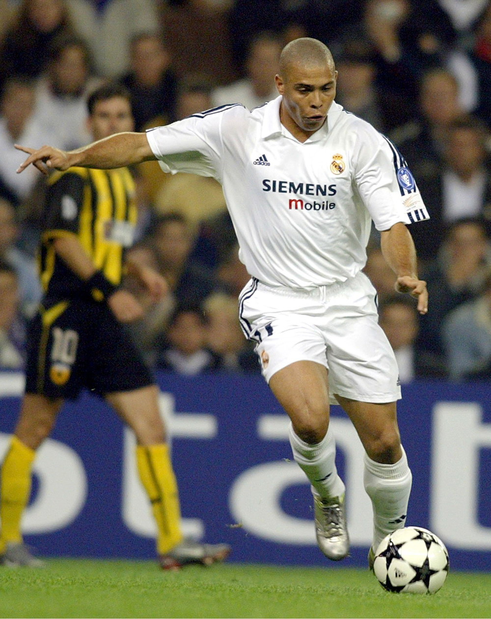 用一球定调 用一球定调